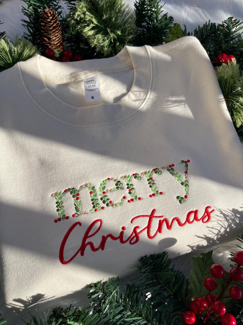 Embroidered Merry Christmas sweatshirt, Merry Christmas, Xmas sweatshirt, Embroidered Christmas Crewneck Sweatshirt Christmas Floral Sweater