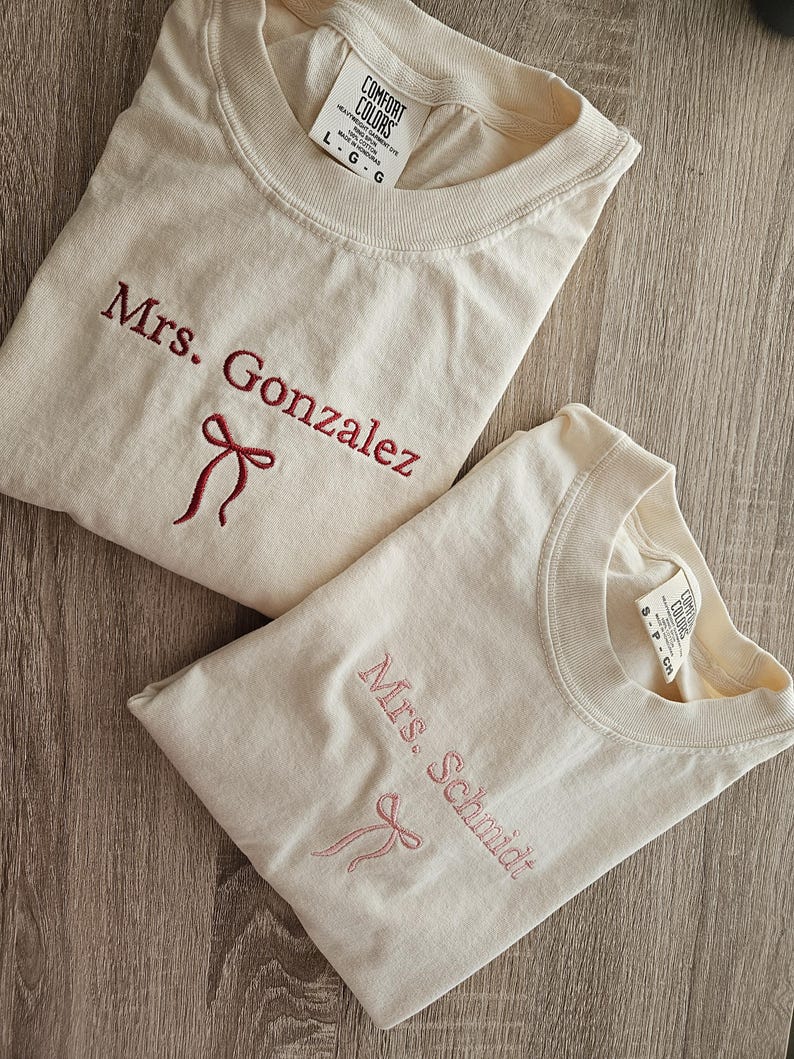 Embroidery Custom Mrs. Bride Shirt, Bride Gift, Wedding shirt, Engagement gift, Bachelorete party tee, Gift for her, Coquette bow bride tee.