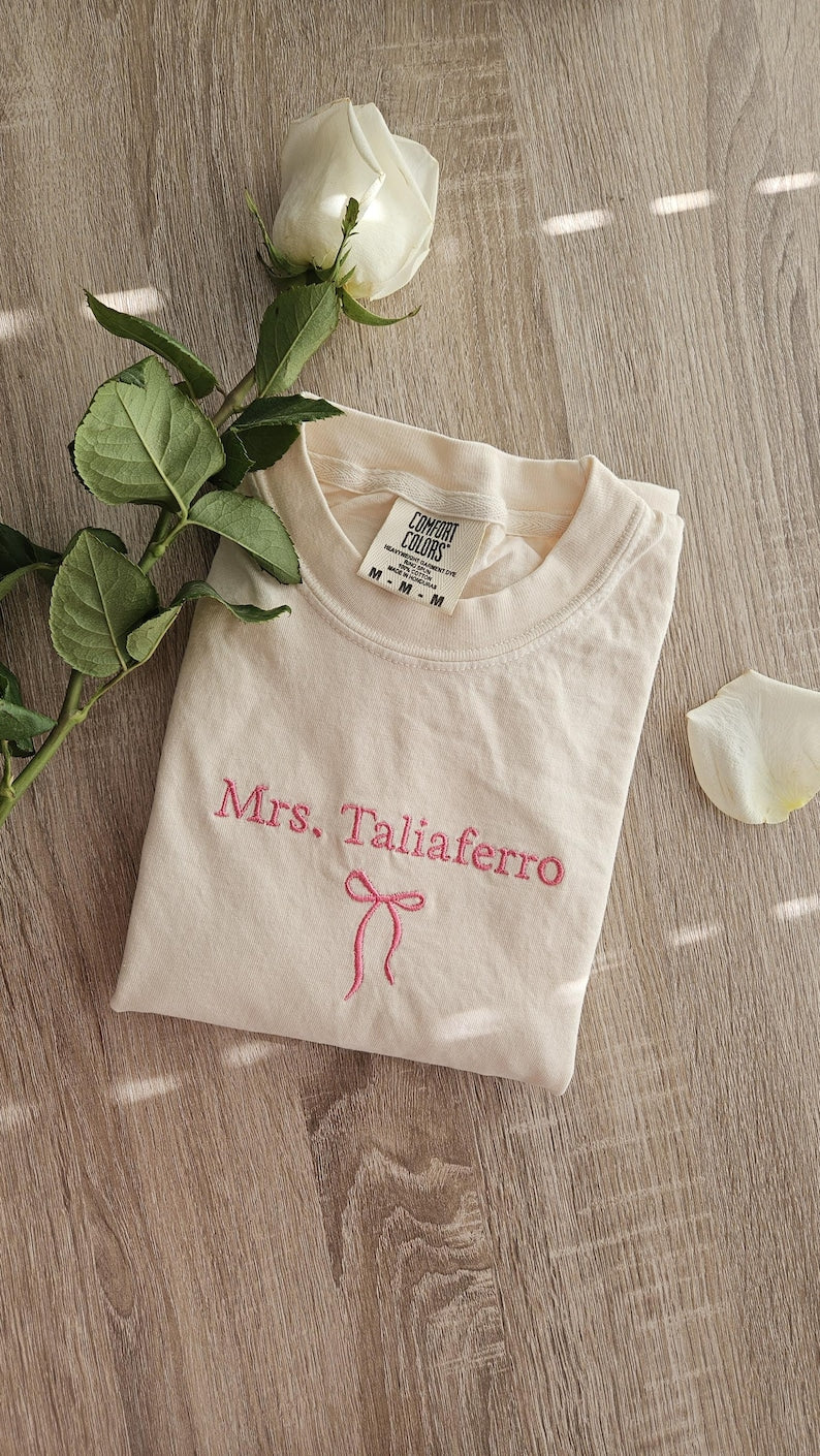 Embroidery Custom Mrs. Bride Shirt, Bride Gift, Wedding shirt, Engagement gift, Bachelorete party tee, Gift for her, Coquette bow bride tee.