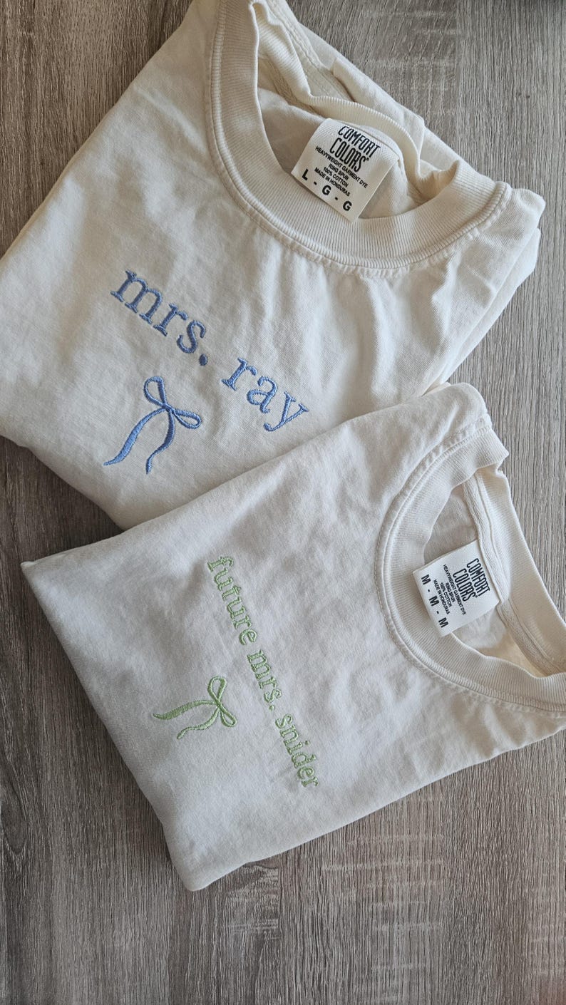 Embroidery Custom Mrs. Bride Shirt, Bride Gift, Wedding shirt, Engagement gift, Bachelorete party tee, Gift for her, Coquette bow bride tee.