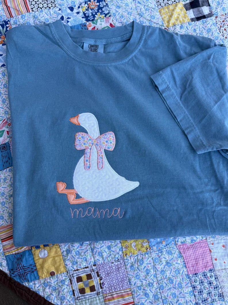 Mama goose embroidered tshirt