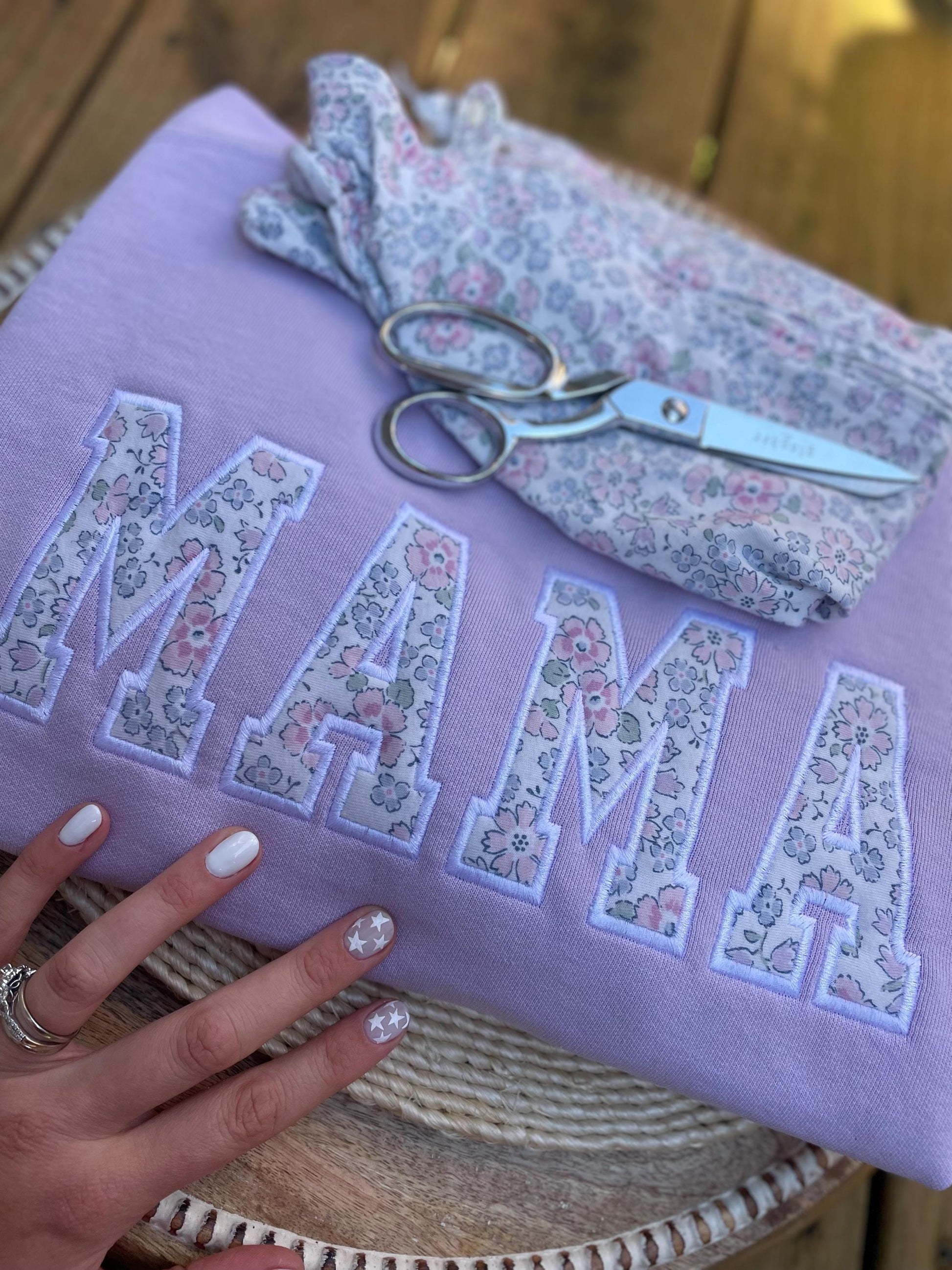Personalized Embroidered Keepsake Mama Sweatshirt: Custom Baby Clothes Appliqué