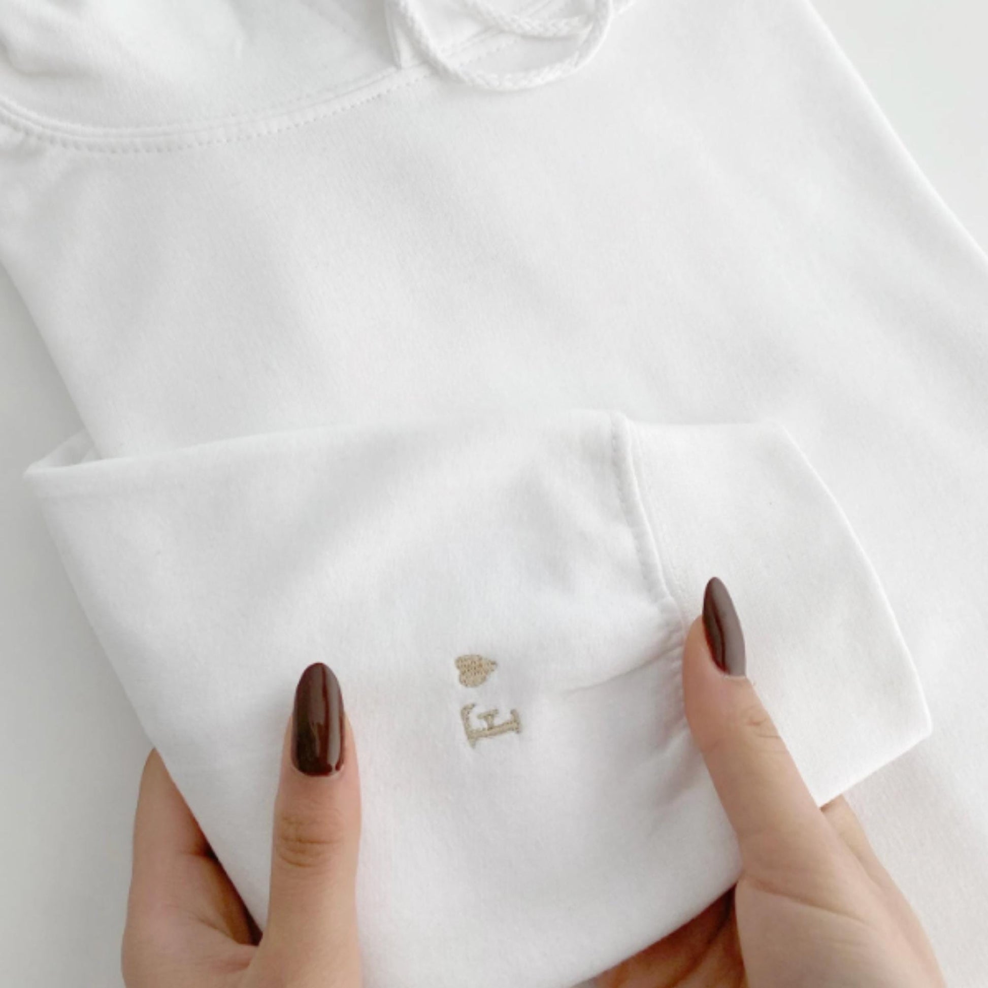 Custom Embroidery Initial Heart sleeve Hoodie, Personalized Valentines Sweatshirt, Embroidered Couples Outfit